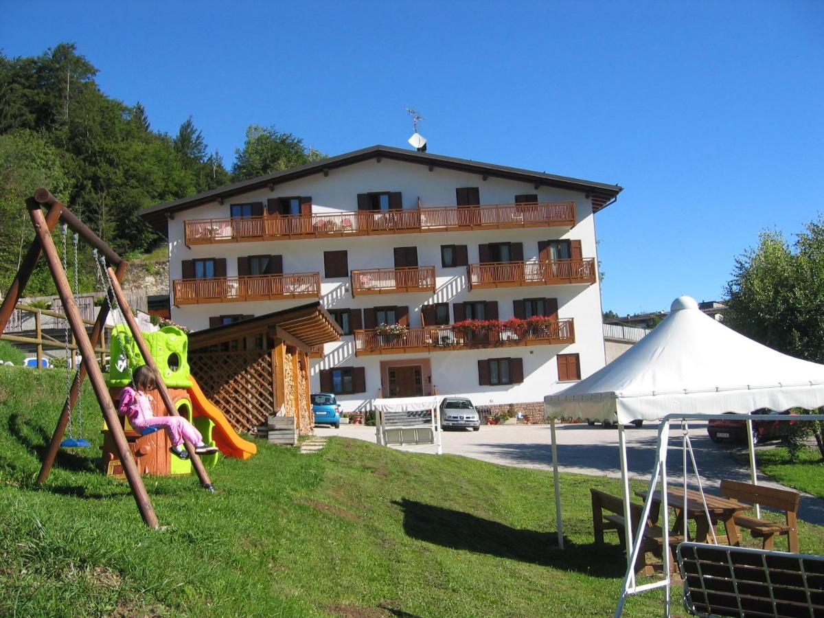 Appartamenti La Val Andalo Bagian luar foto